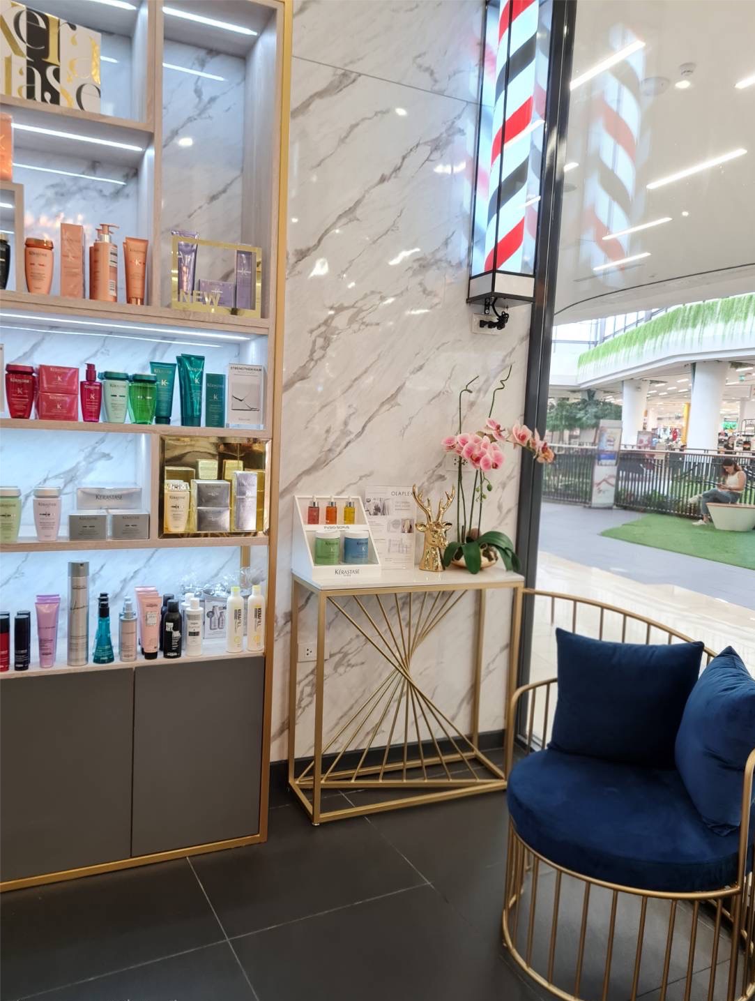 บรรยากาศสาขา Robinson Lifestyle Lat Krabang